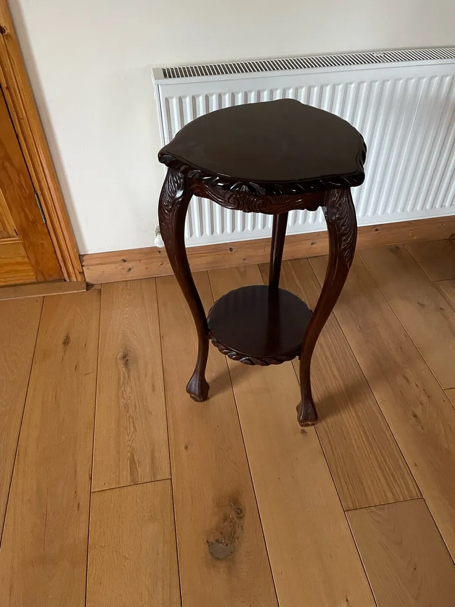 Lamp table