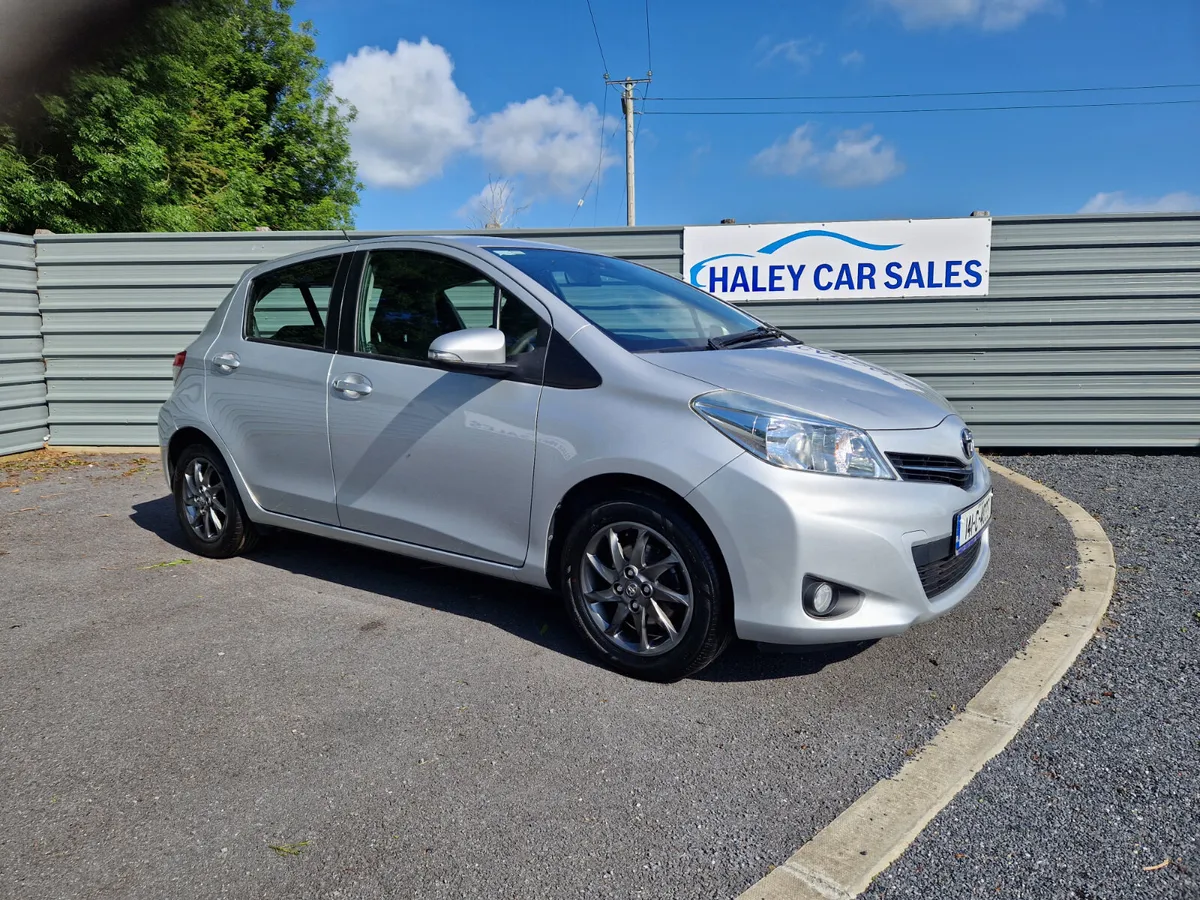 14 TOYOTA YAIRS...PETROL...NCT 6/26 - Image 1