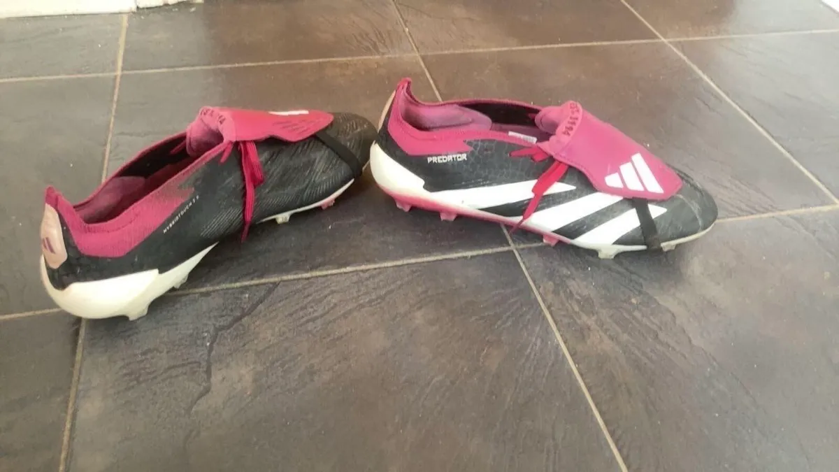 Adidas Elite Predator Football Boots - Image 1