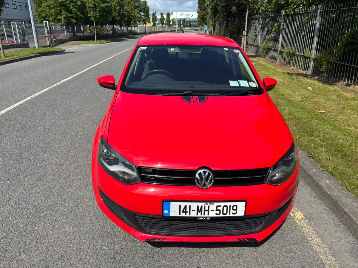 Volkswagen Polo 2014 AUTOMATIC - Image 2