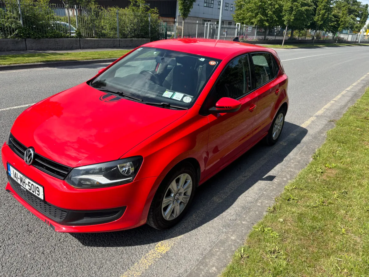 Volkswagen Polo 2014 AUTOMATIC - Image 3