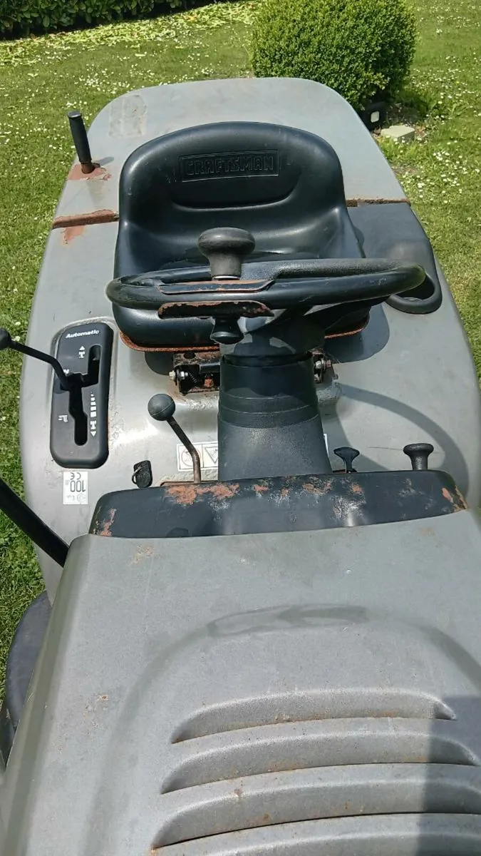 Craftsman hydrostatic 16.5hp Briggs engine - Image 4