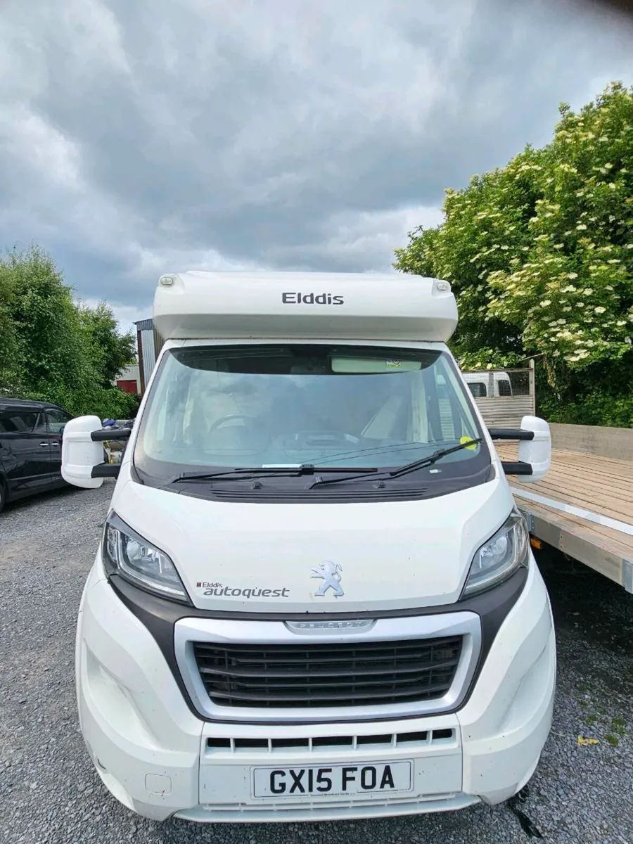 Camper - Image 1