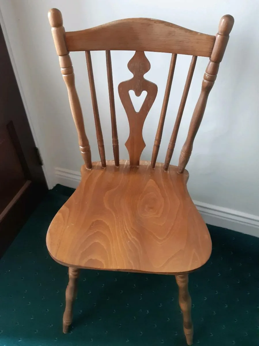 4 Kitchen chairs - Image 1