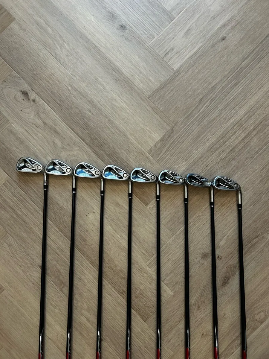 Taylor made R7 irons 4-sw - Image 4