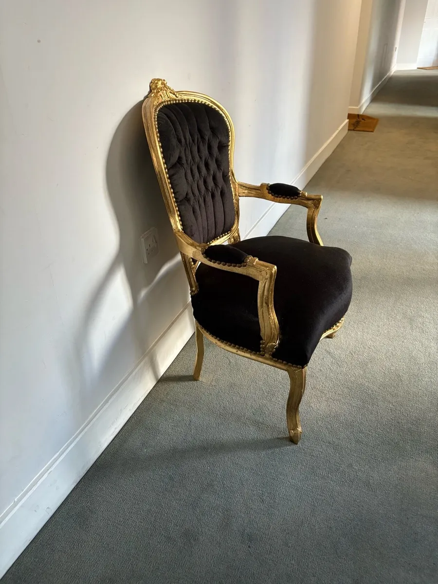 Antique chair - Image 2