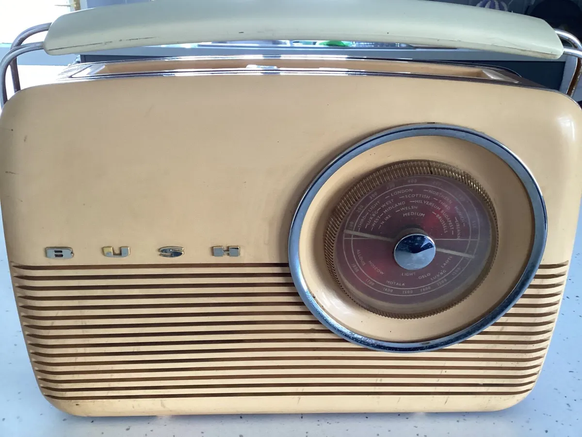Old Bush Transistor Radio - Image 2