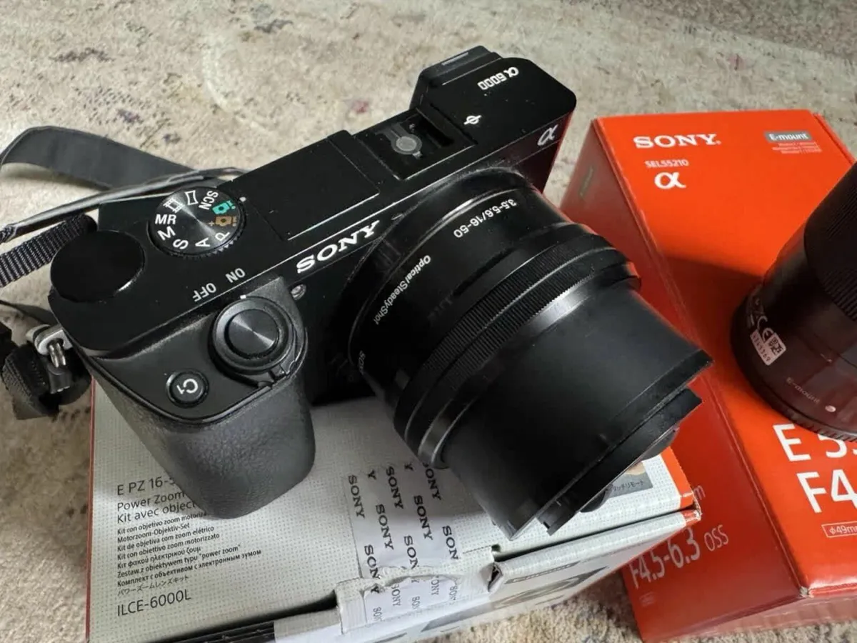 Sony Alpha A6000 Camera bundle - Image 3