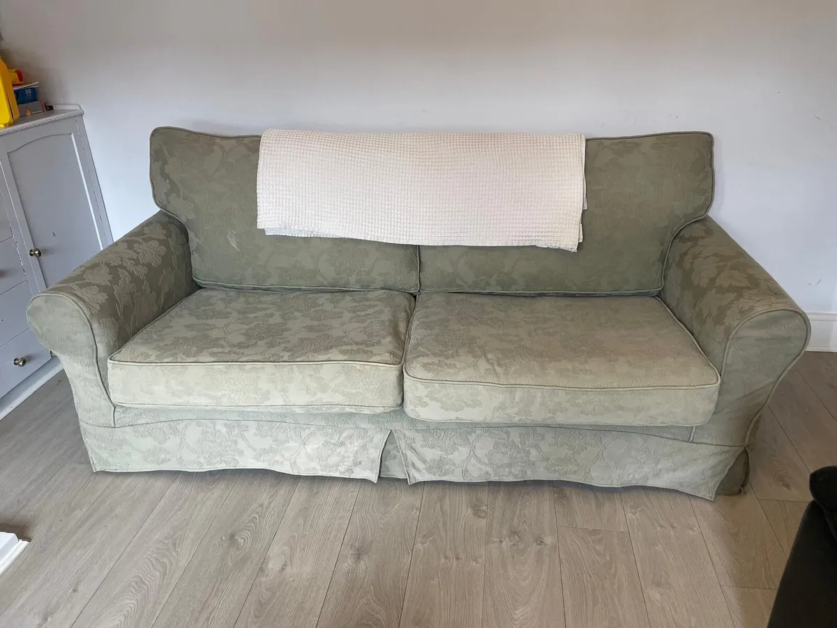 3 seater sofa-NEW HOME NEEDED! - Image 2