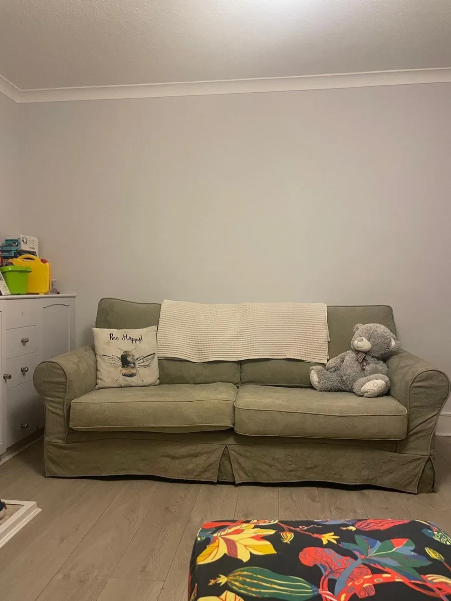 3 seater sofa-NEW HOME NEEDED! - Image 3