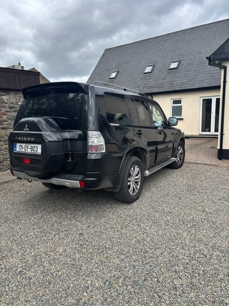 Mitsubishi Pajero 3.2 - Image 4
