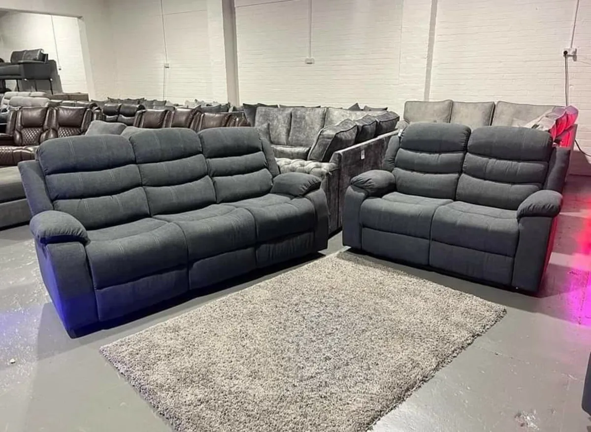 New 3+2 Bella Fabric Recliner With Pulldown Table