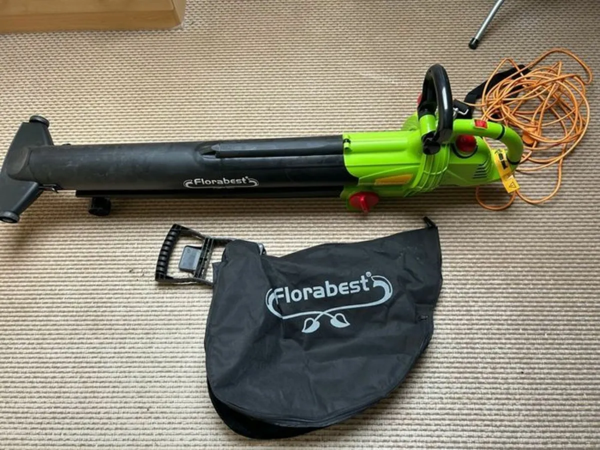 Leaf Blower - Image 1
