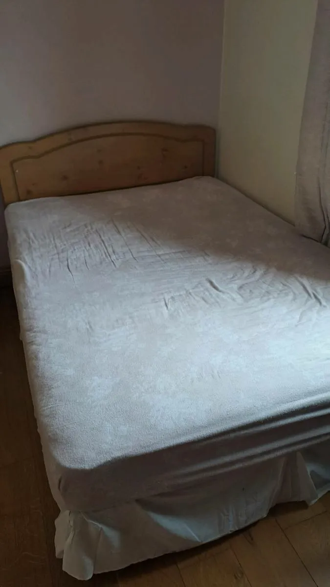 Double bed and mattress - Image 2