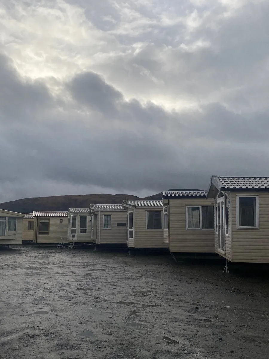 Huge selection of mobile homes for sale off site - Image 4