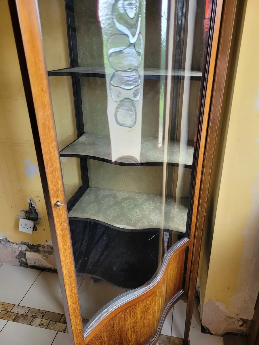 Wooden  cabinet for sale - Image 3