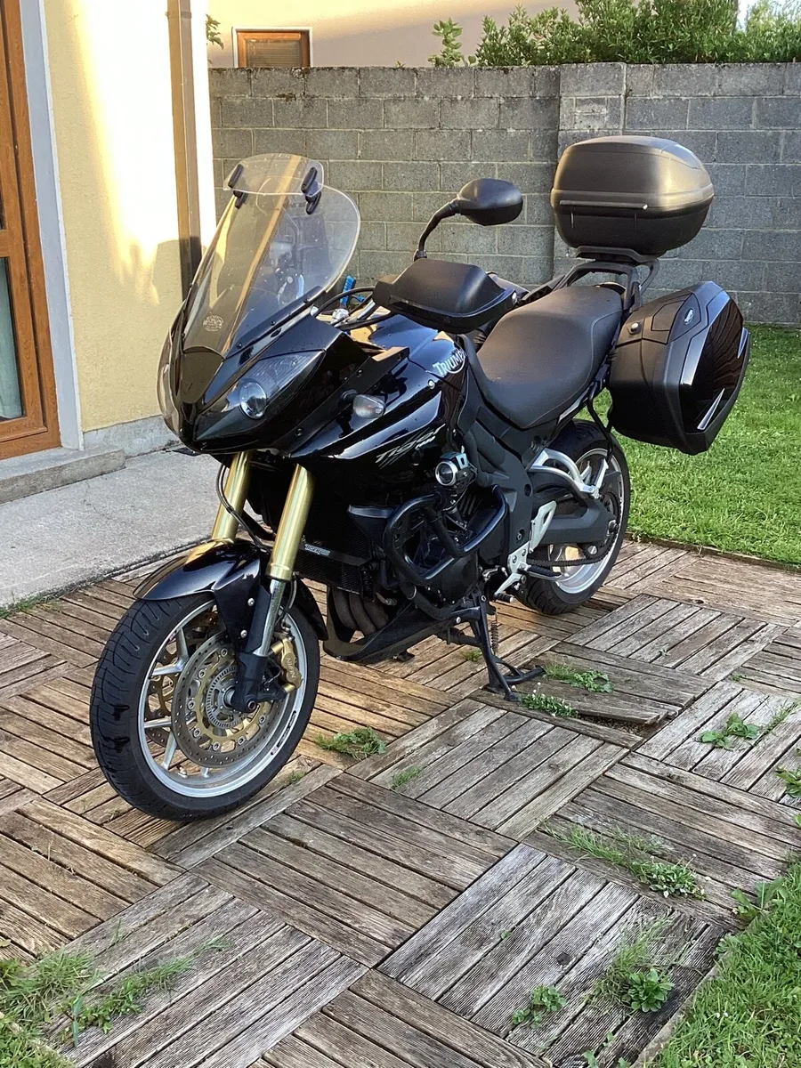 Motorbike - Image 2