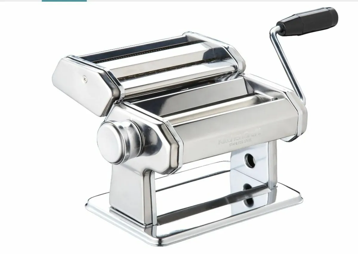 KitchenCraft World of Flavours Pasta Maker - Image 3