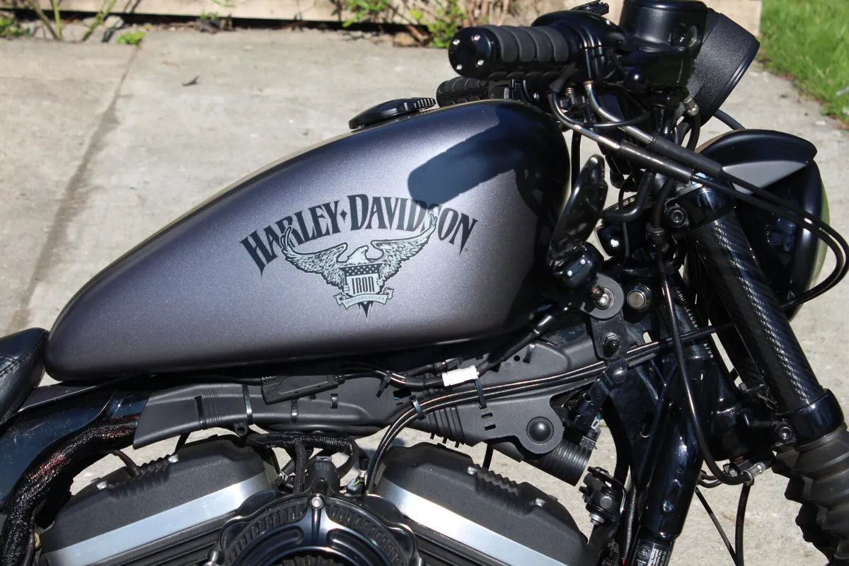 2016 Harley 883 Iron - Image 4