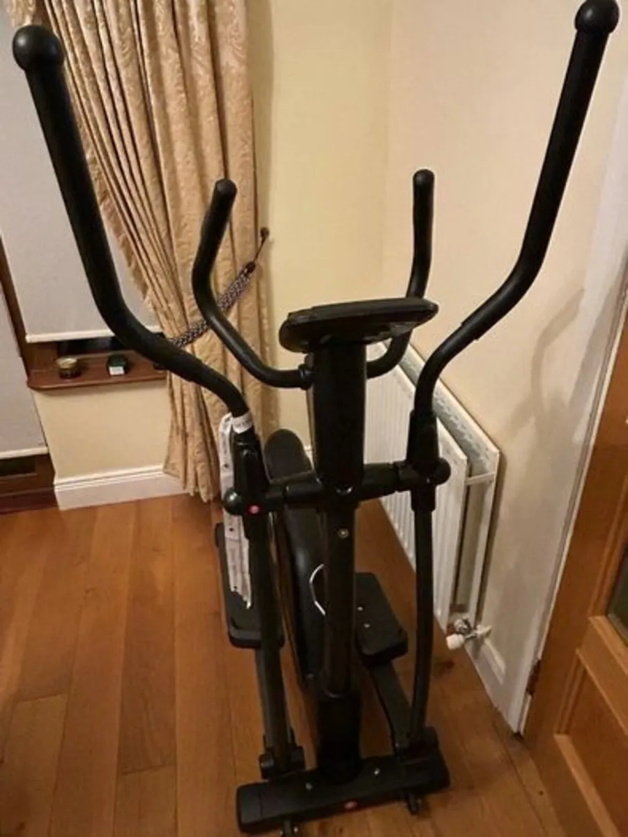 Elliptical Cross Trainer Machine - Image 1