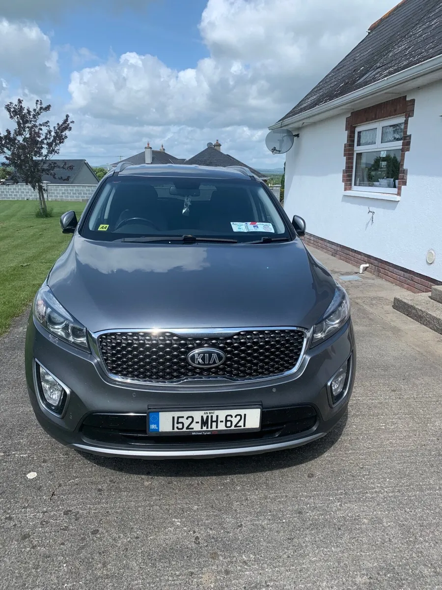 Kia Sorento 2015 - Image 2