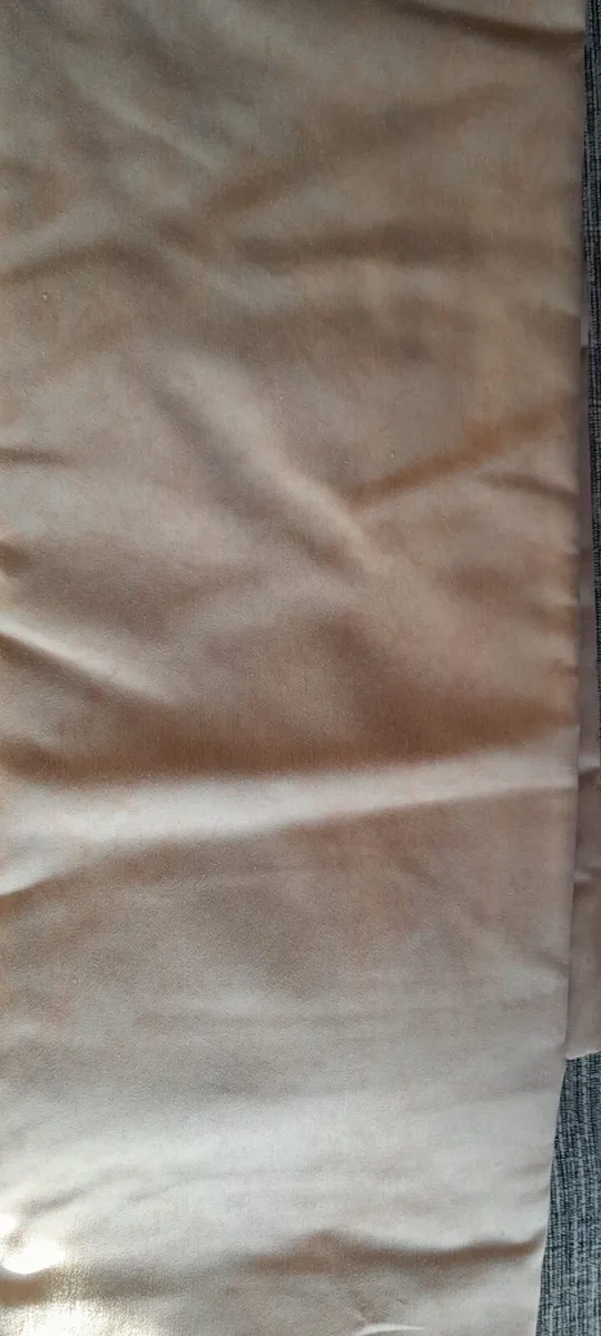 Cream curtains - Image 3