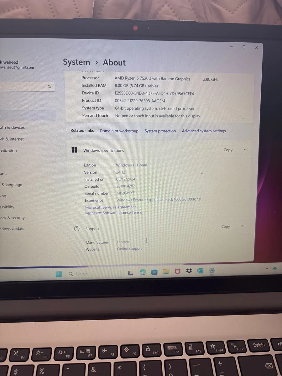 Laptop - Image 3