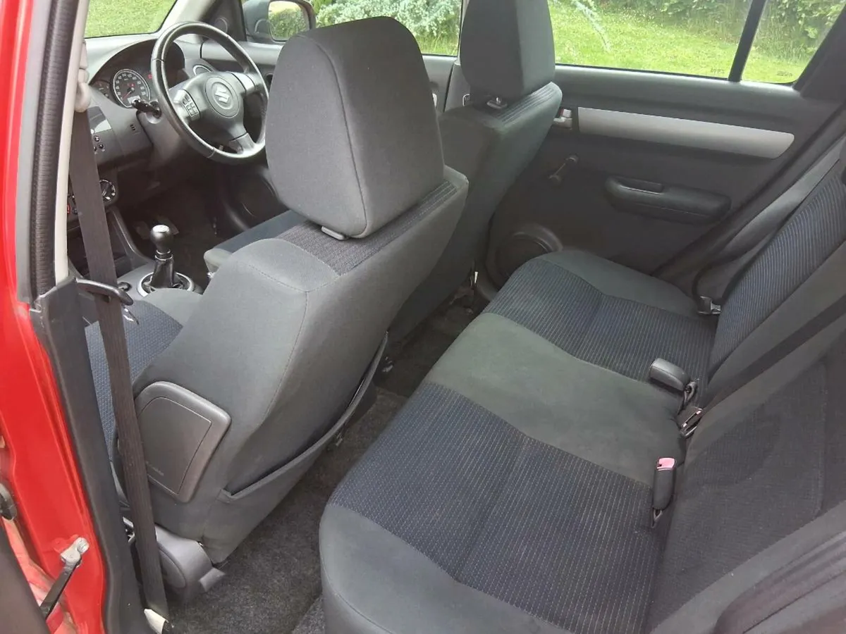 08 Swift 1.3 D NCT 05/26 tax10/25 235km - Image 4