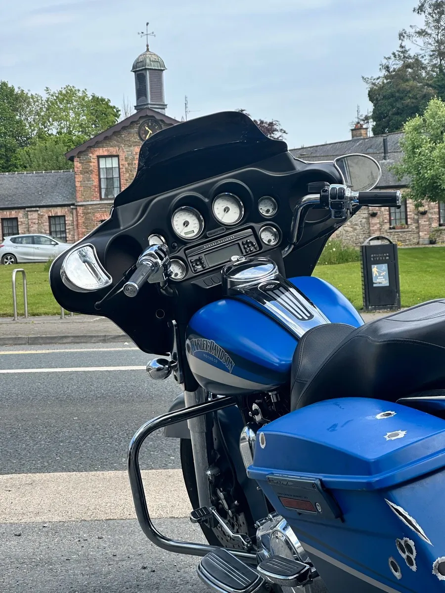 Harley Davidson Street Glide - Image 1