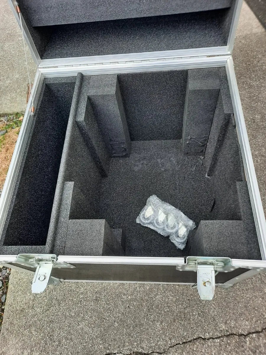 Music equipment - Image 4