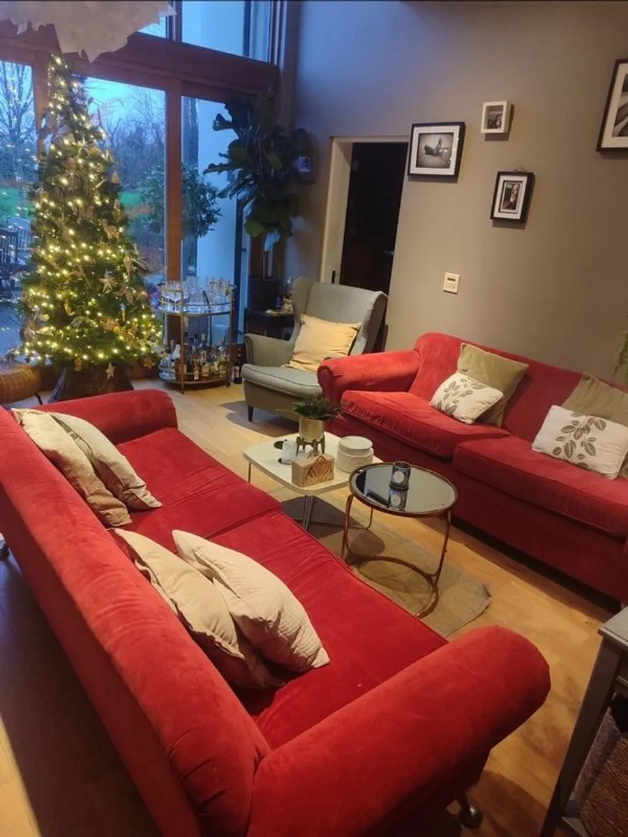 couch x 2 - Image 1