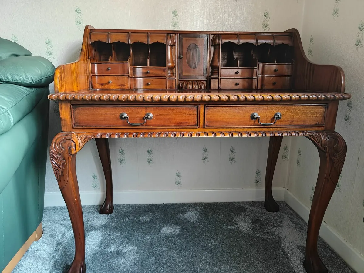 Desk Bureau - Image 1