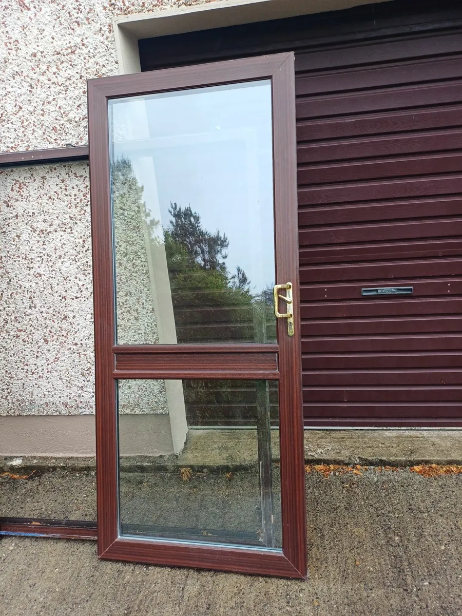 Patio door and window - Image 3