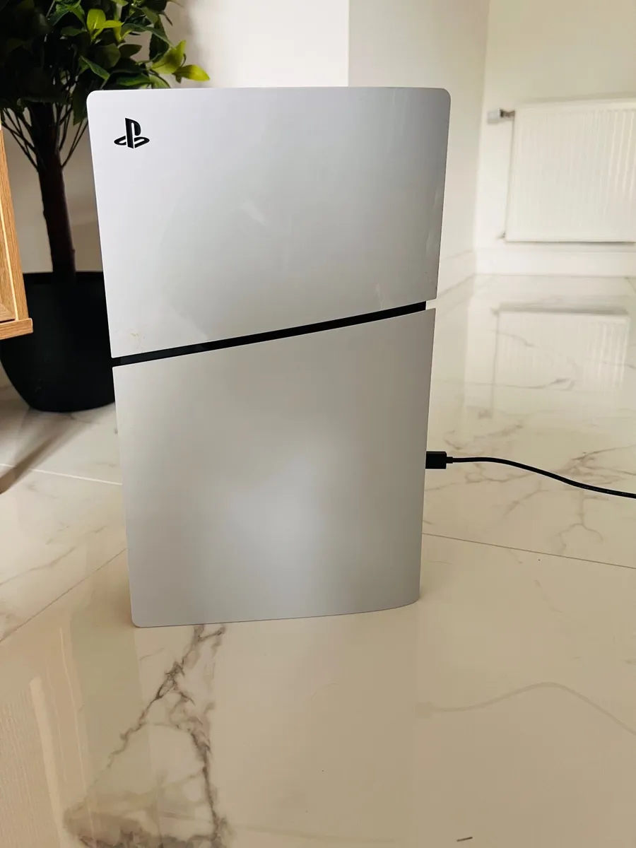 Playstation 5 Slim Edition - Image 3