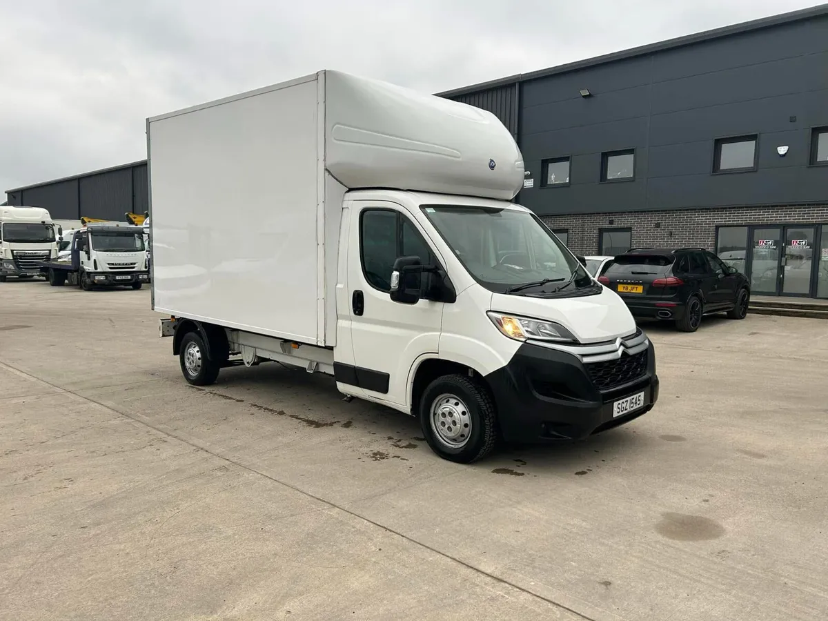 August 2020 Citroen Relay Luton - Image 1
