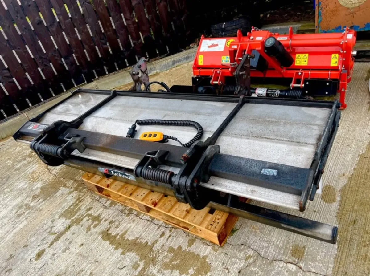 Tail lift - Image 2