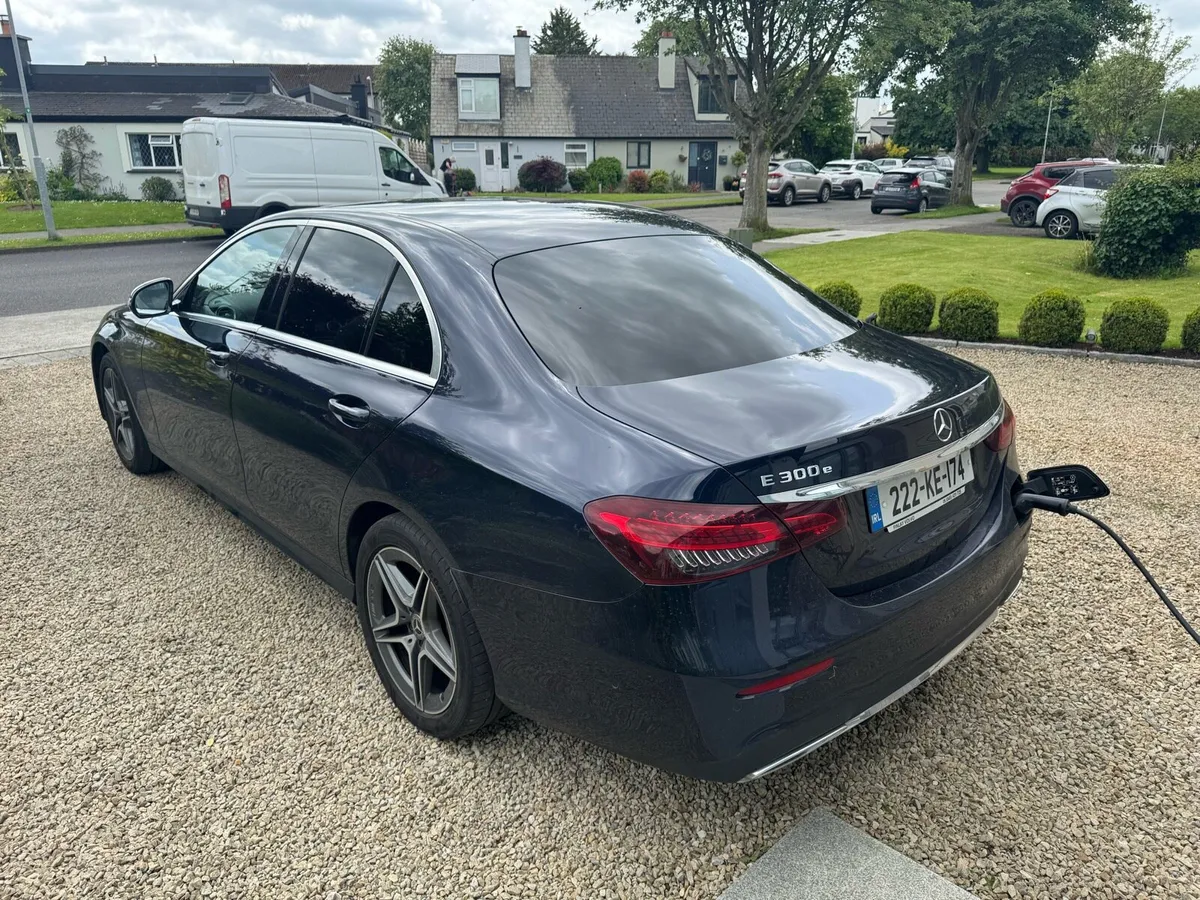 2022 (222) Mercedes-Benz E Class - Image 3