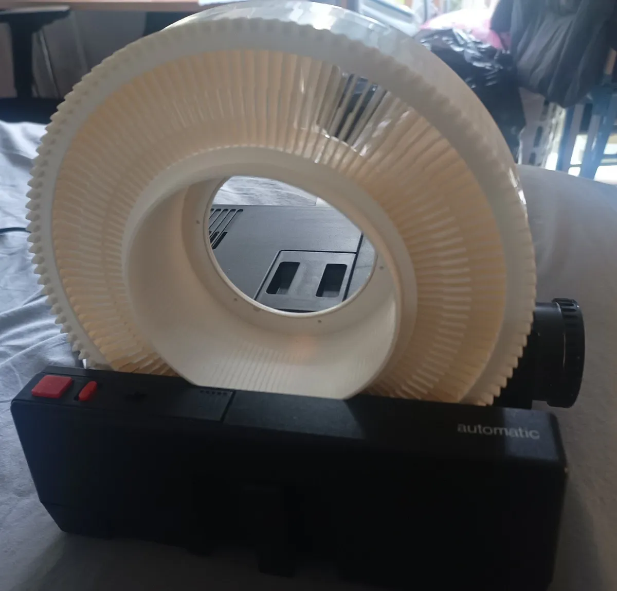 Hanimex Vintage Slide Projector - Image 3