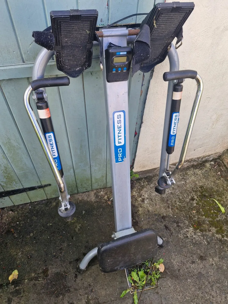 Rowing machine - Image 3