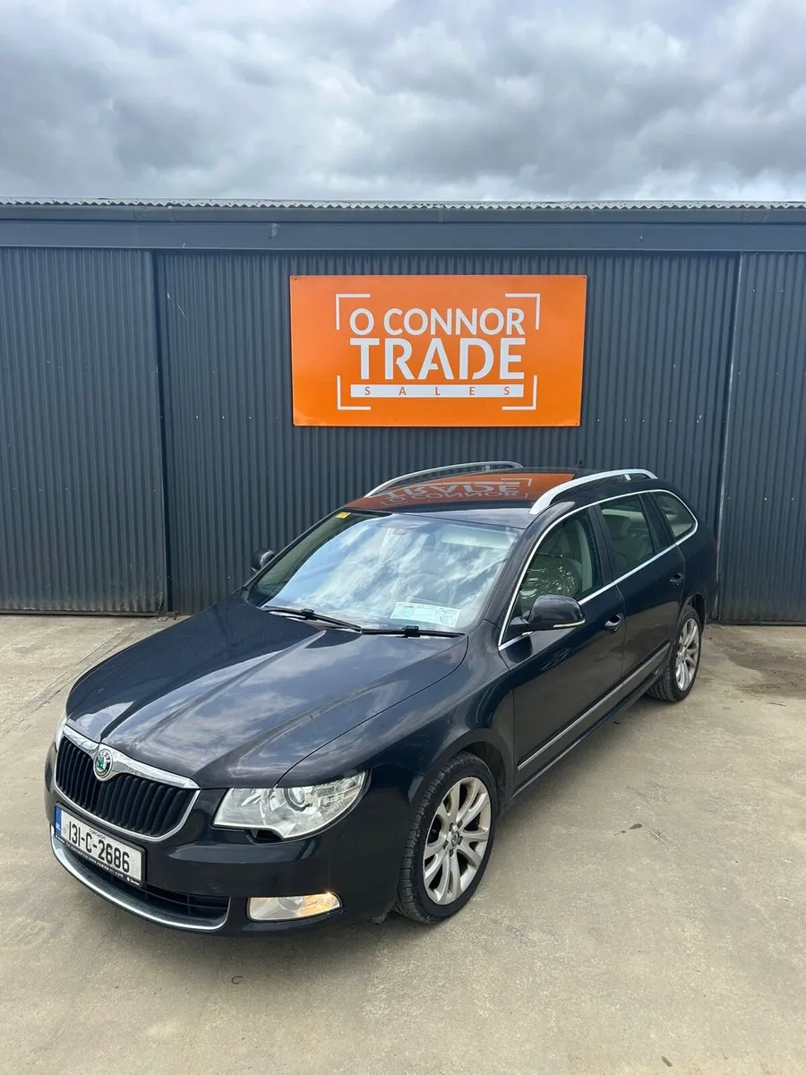 Skoda Superb Estate HIGH SPEC - Image 2