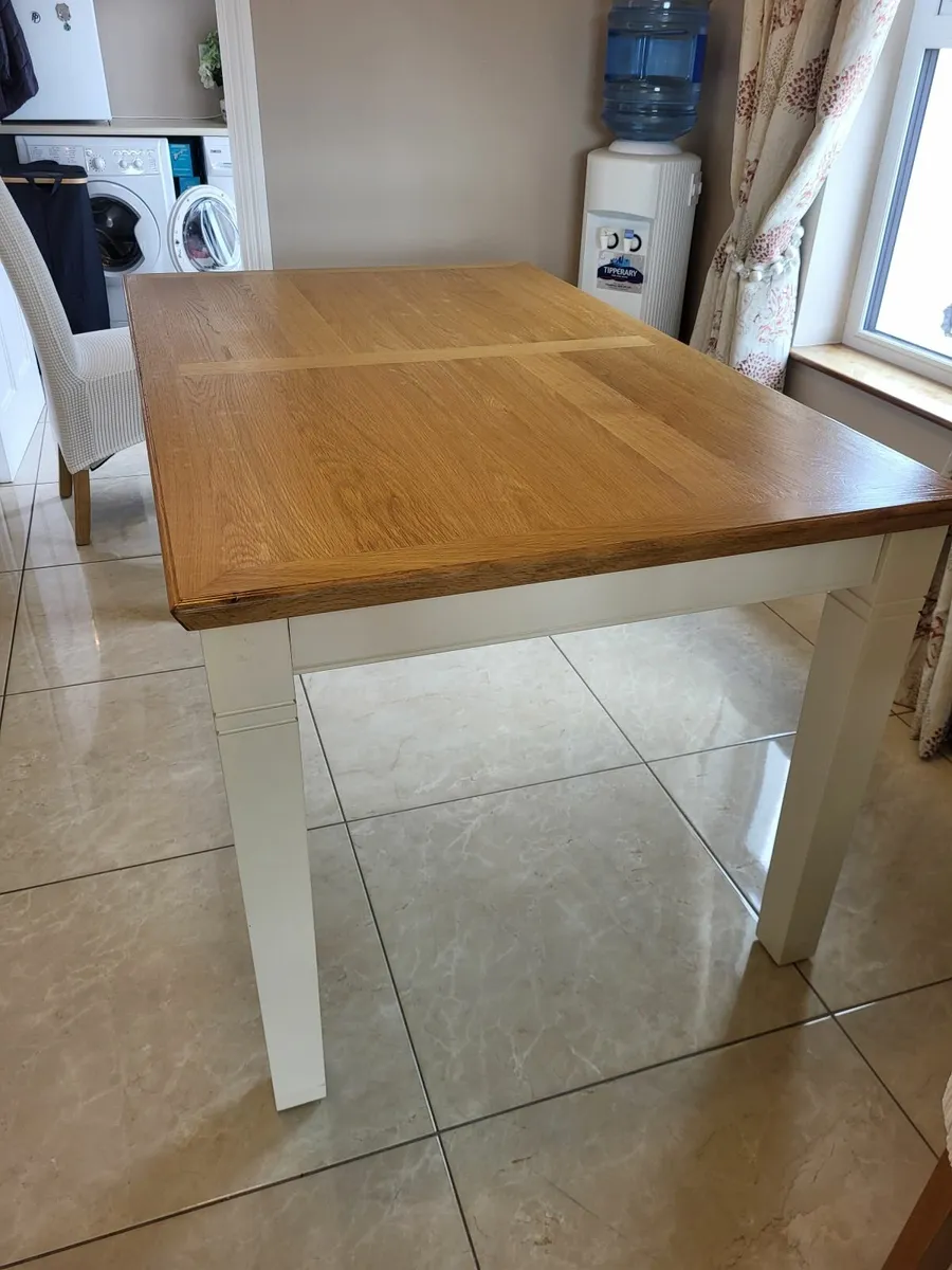 Kitchen table - Image 2