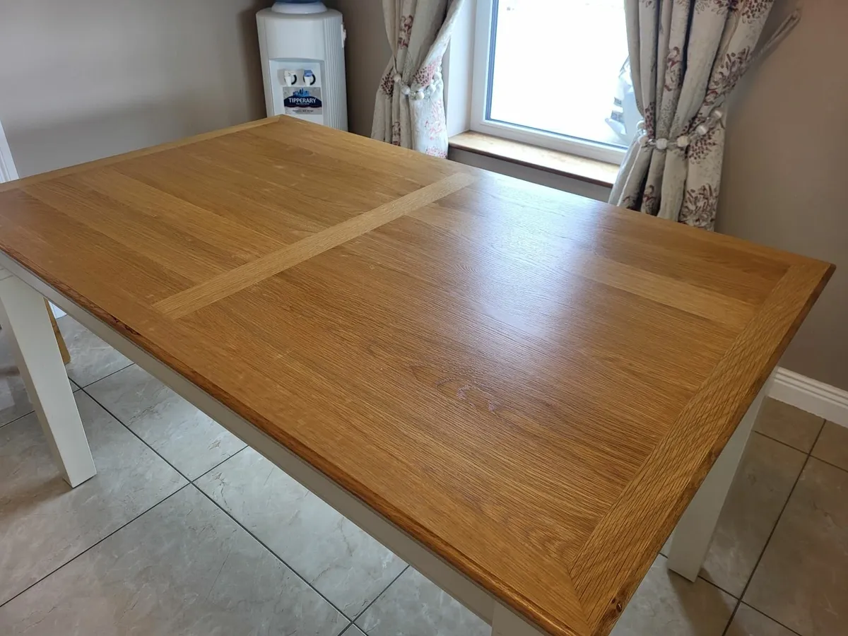 Kitchen table - Image 4