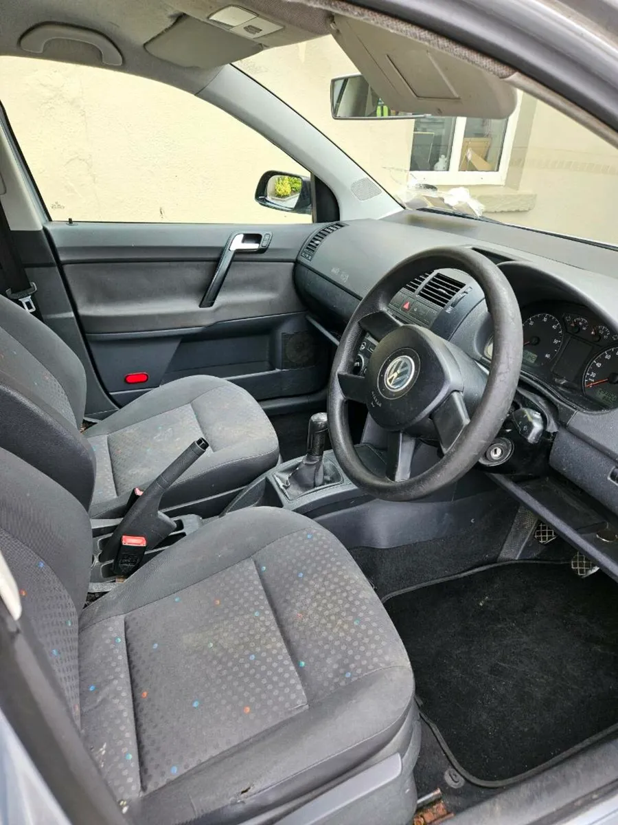 Volkswagen Polo 2004 1.2 petrol - Image 2