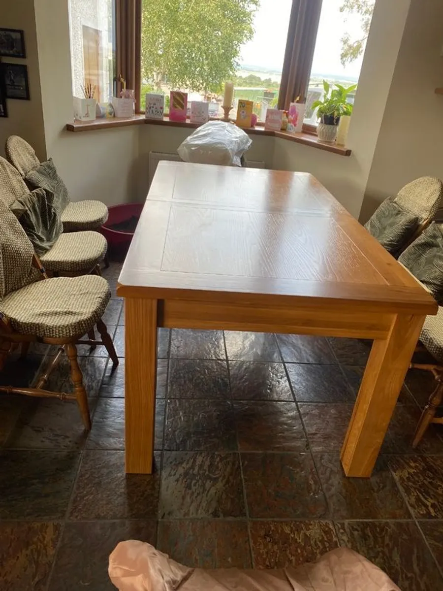 Dining Table - Image 4