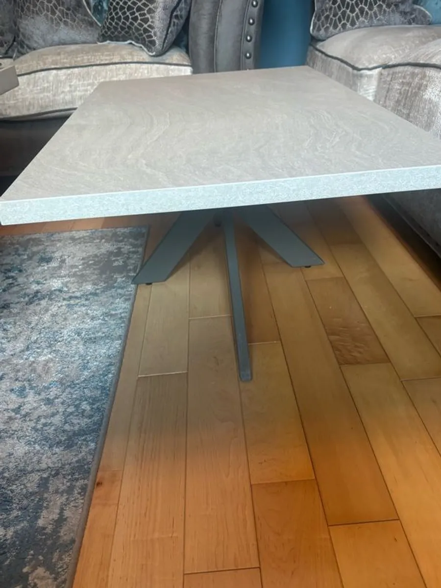 coffe table for sale - Image 1