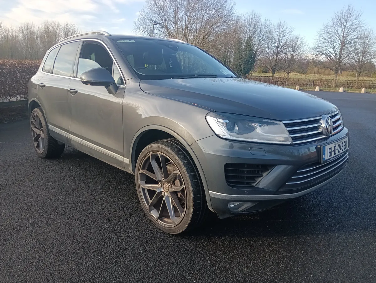 💥2016 Volkswagen Touareg 5 seater crew cab N1💥 - Image 1