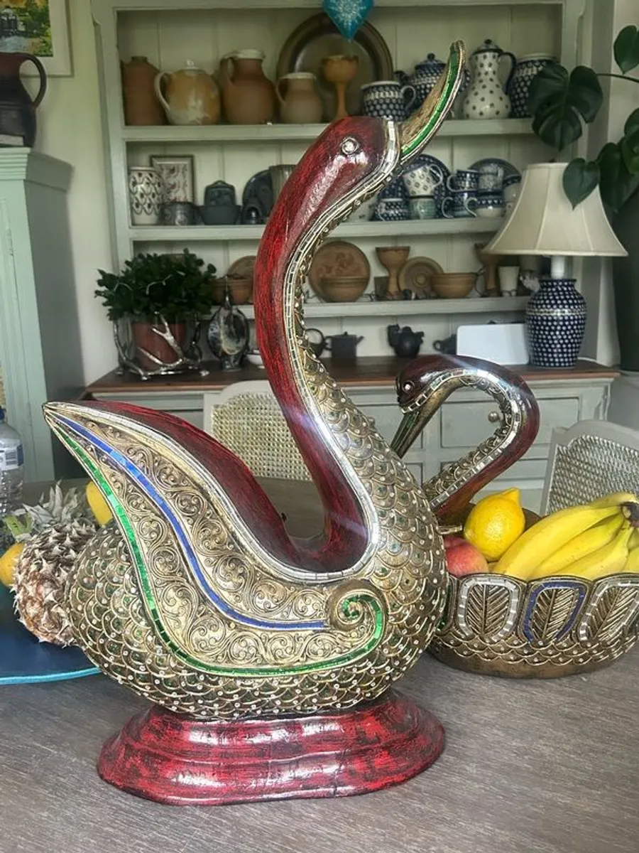 Two Thai vintage handmade swans - Image 2