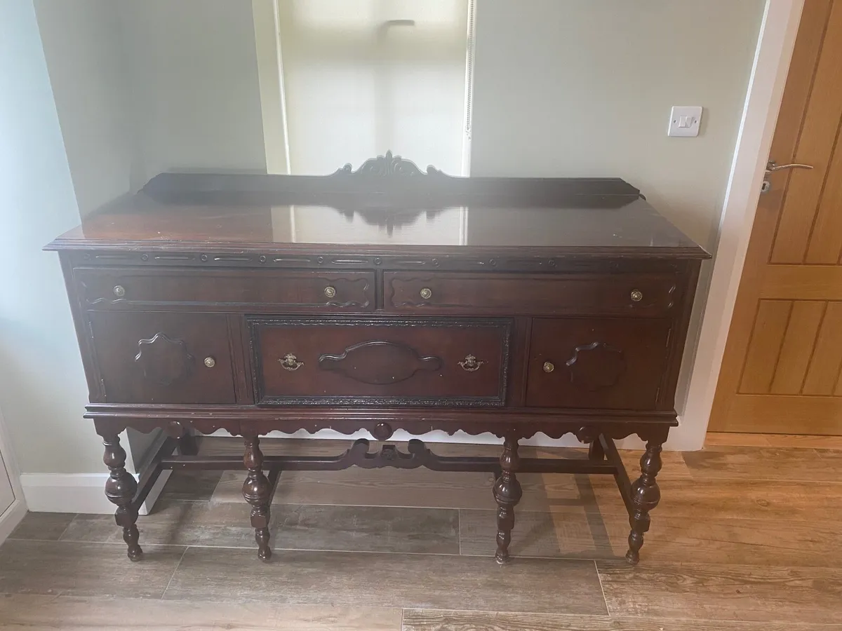 Dining room cabinet - Image 1