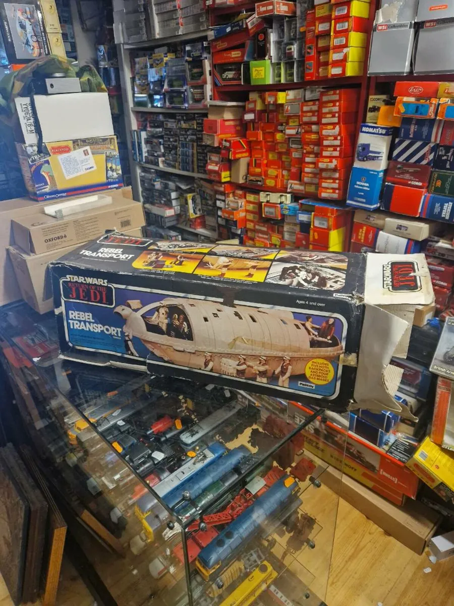 Vintage Star Wars ROTJ Rebel Troop Transporter - Image 1