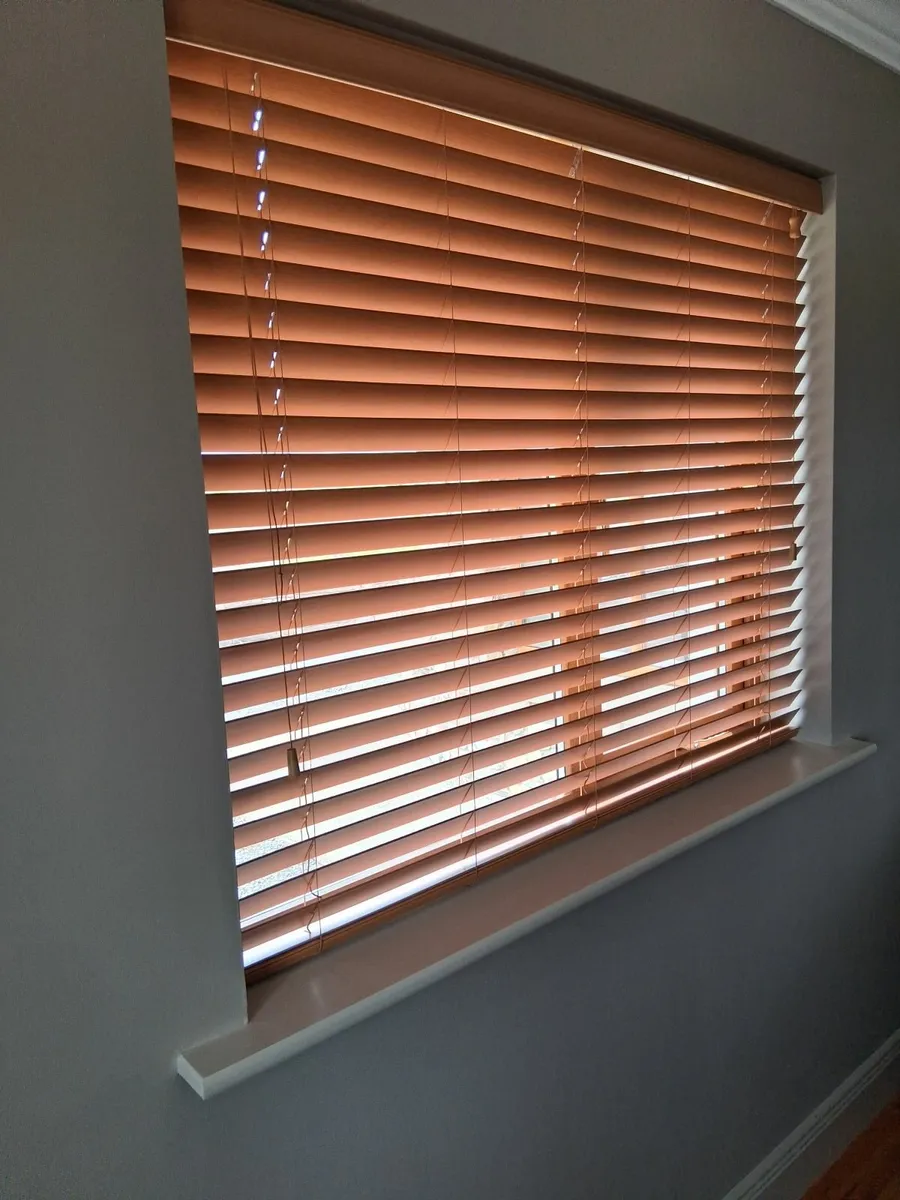 Venetian Blinds - Image 1